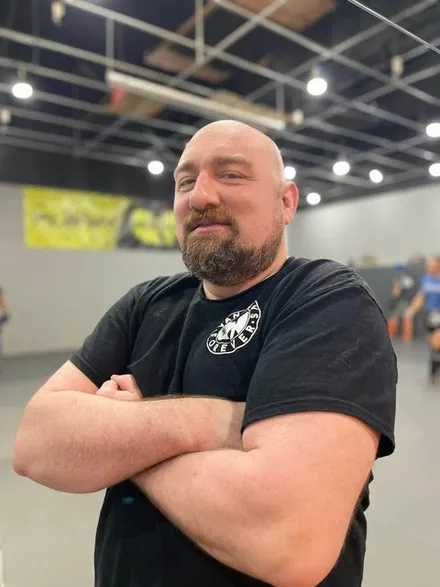 Coach Alder, Black Belt