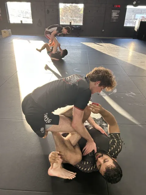 Evening rounds on the competition mats