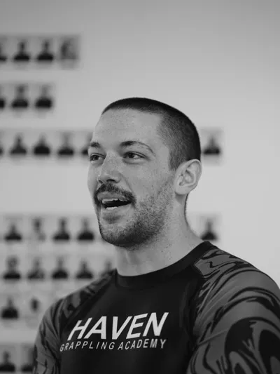 Troy Bou, instructor