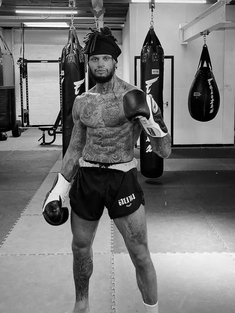 Zac Wakefield, Muay Thai Coach