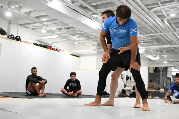 Standing grappling exchange in a no-gi class